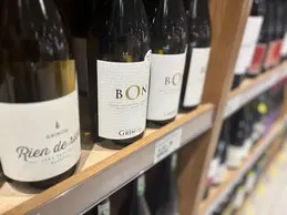 427-biocoop-magasin-bio-avignon-montfavet-la-vie-en-bieau-blanc-vins.webp