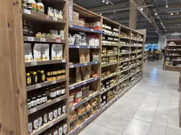 427-biocoop-magasin-bio-avignon-montfavet-la-vie-en-bieau-commerce-equitable-local-miel-confiture.webp