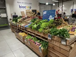 427-biocoop-magasin-bio-avignon-montfavet-la-vie-en-bieau-fruits-legume-saison-local.webp