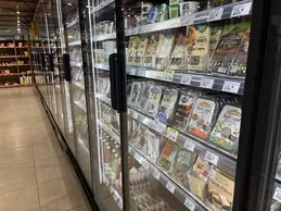 427-biocoop-magasin-bio-avignon-montfavet-la-vie-en-bieau-rayon-frais-dessert-yaourt.webp